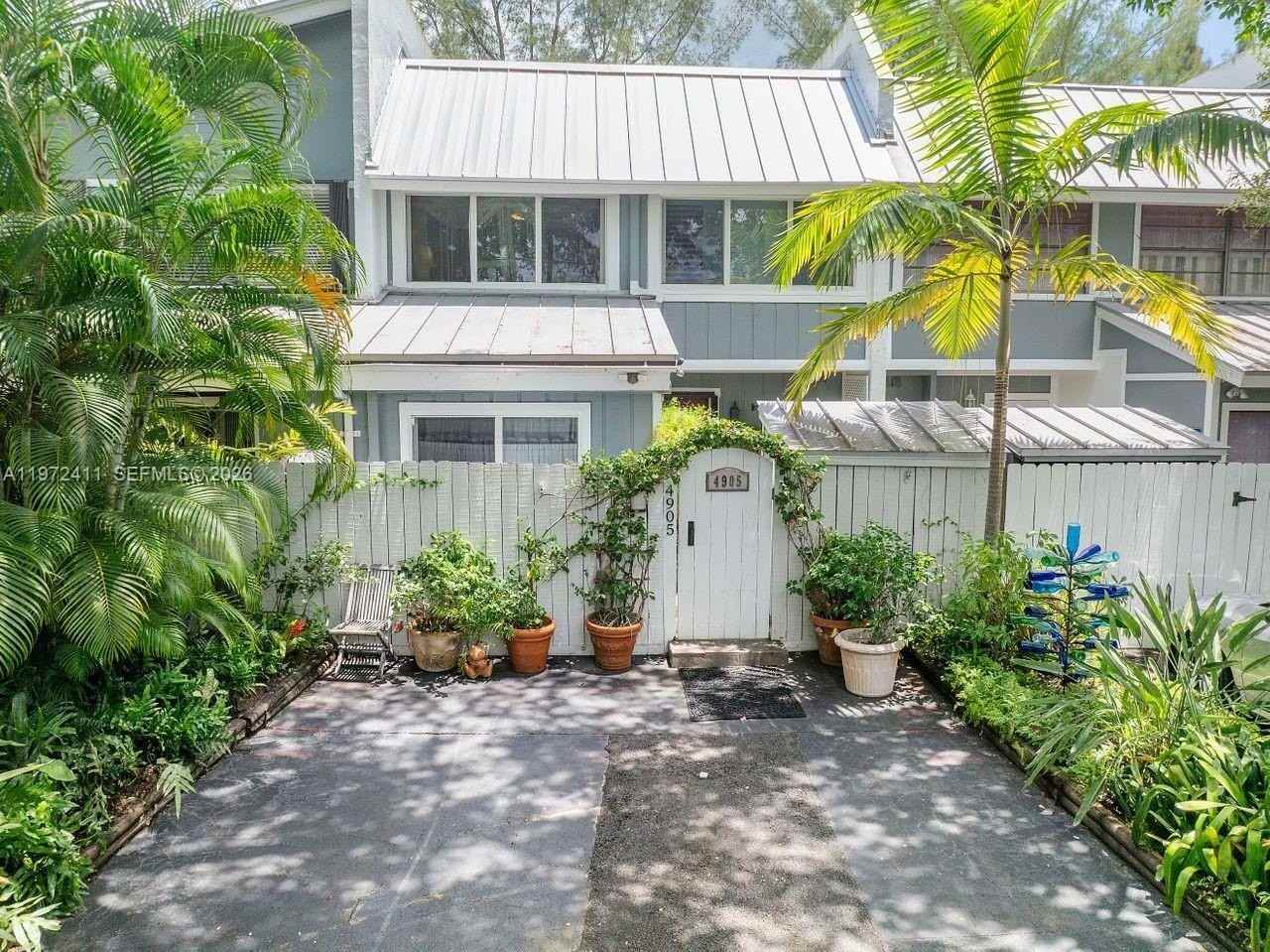 4905 Sw 71st Pl - Photo 3 of 37