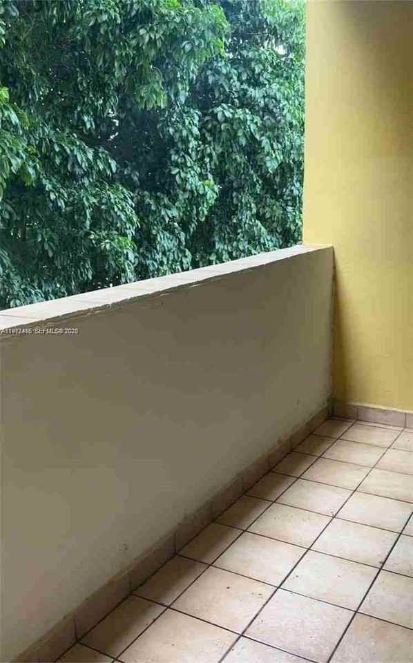 1555 W 44th Pl #247 - Photo 5 of 7