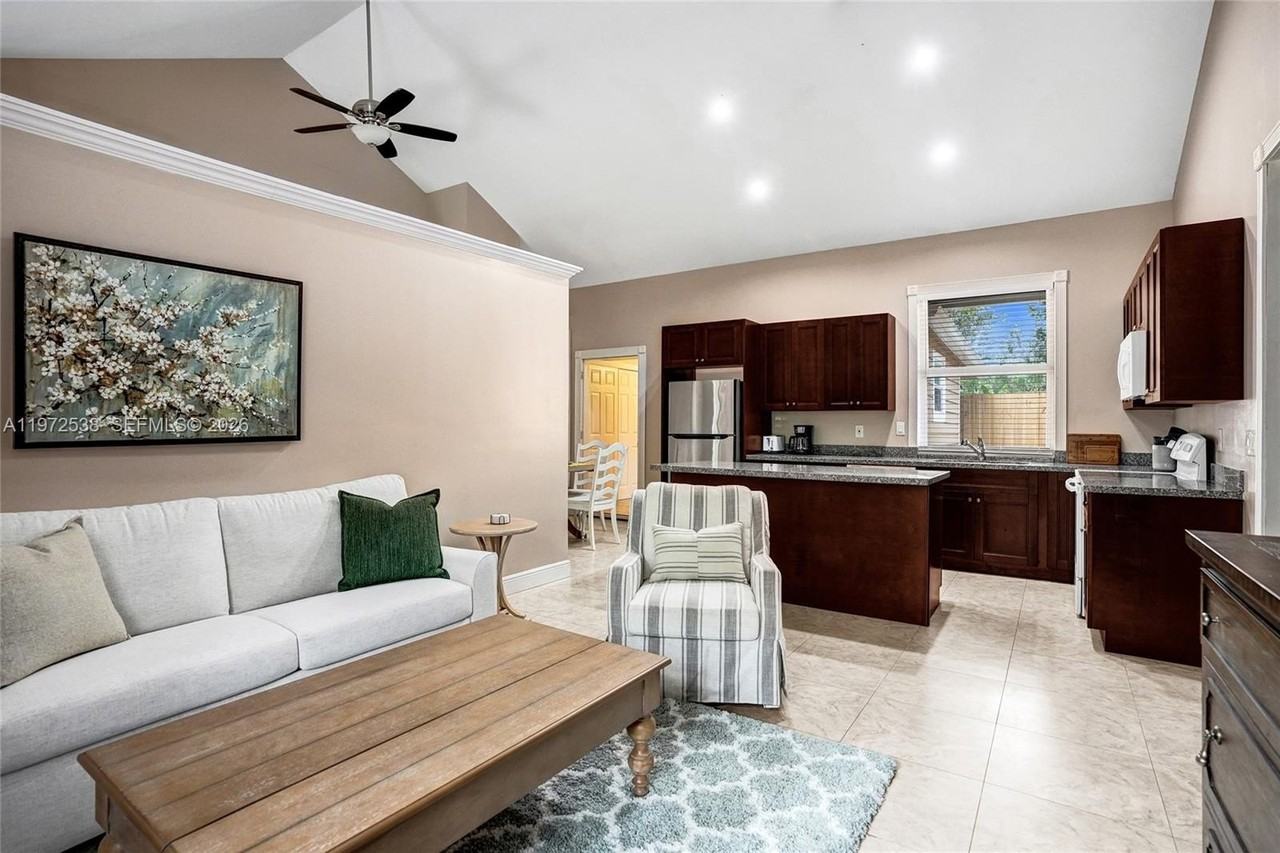 13161 179th Ct N - Photo 5 of 23