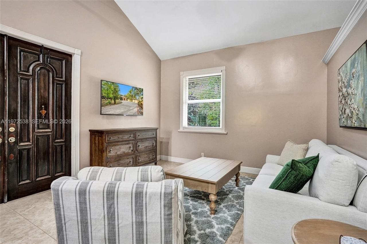 13161 179th Ct N - Photo 7 of 23