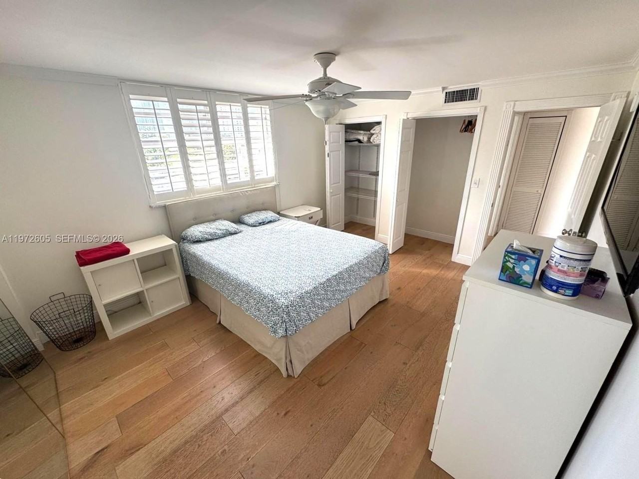 910 Michigan Ave #501 - Photo 4 of 12