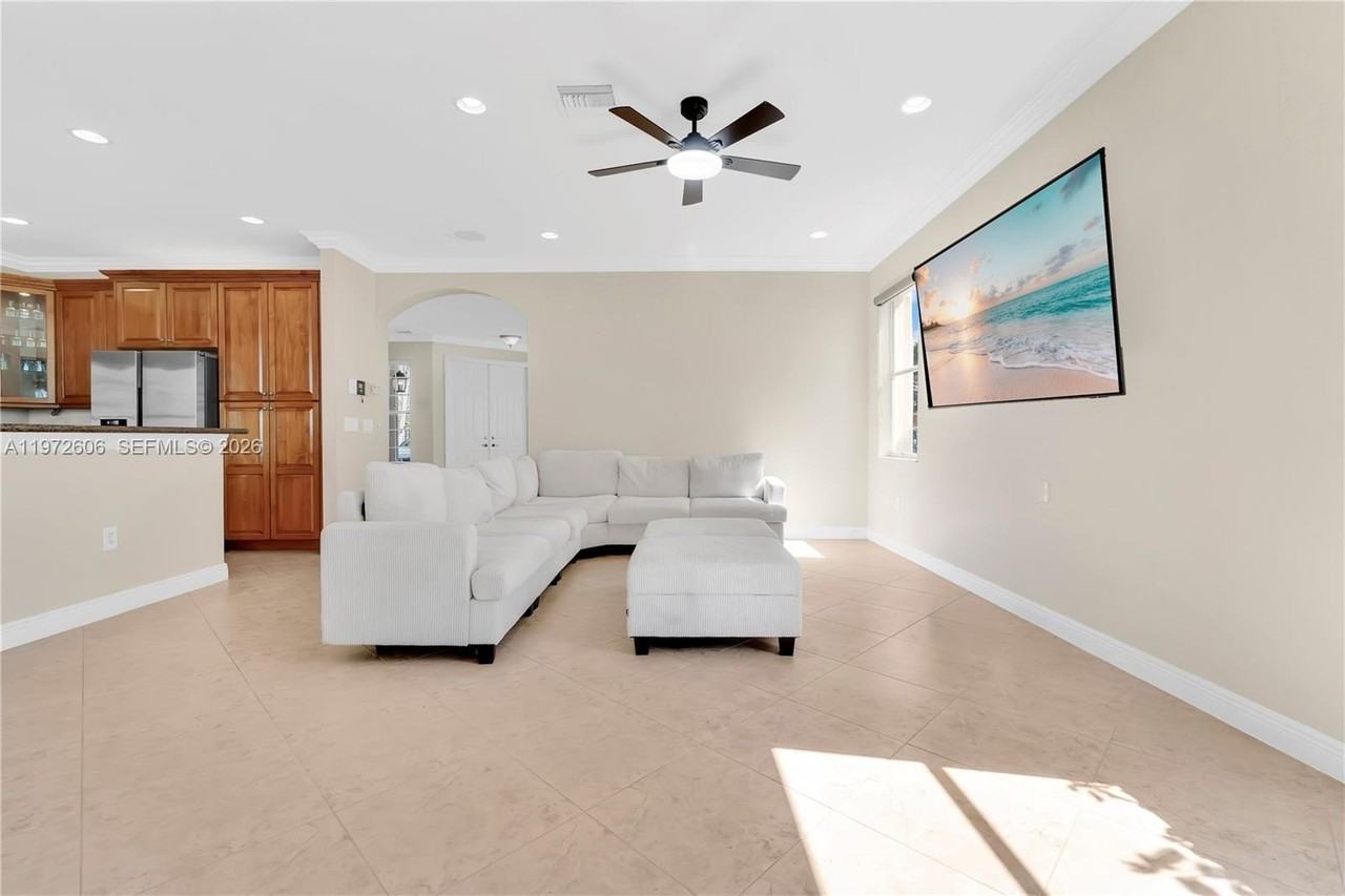 4546 Sw 179th Way #NA - Photo 6 of 35