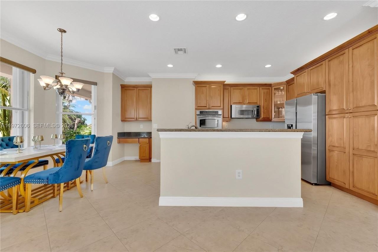 4546 Sw 179th Way #NA - Photo 7 of 35