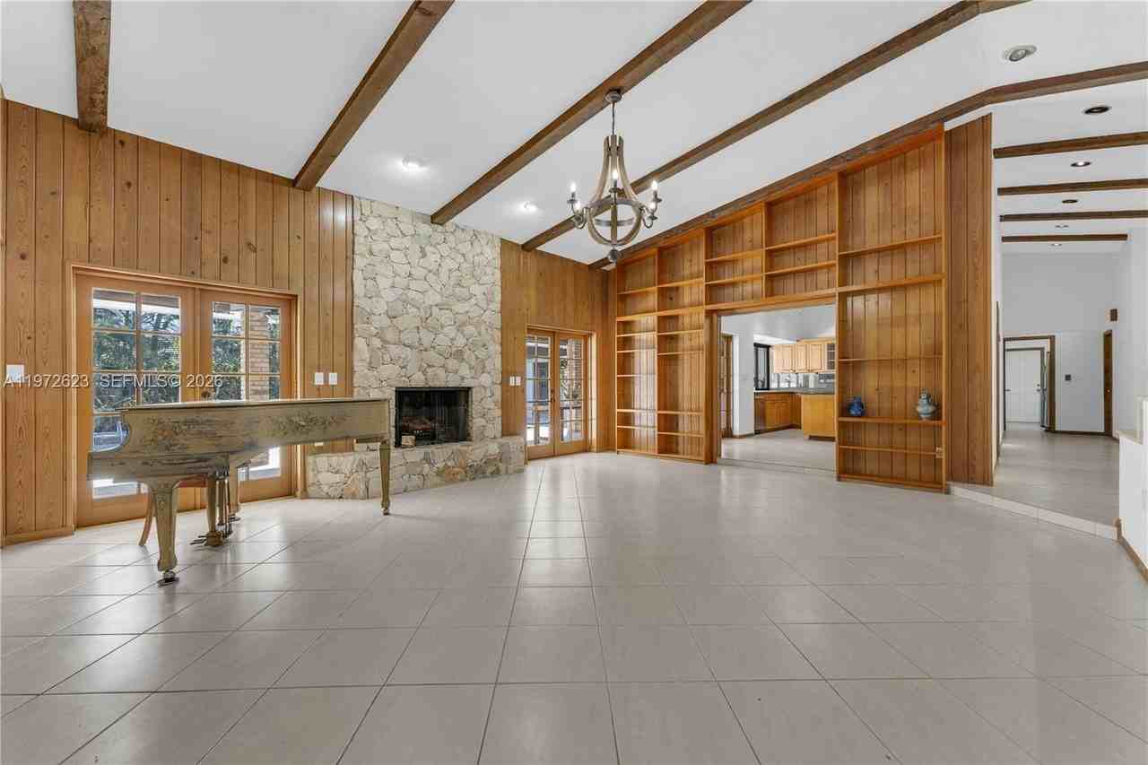 15305 Sw 74th Ct - Photo 7 of 50