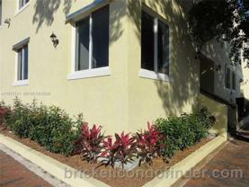 1469 Sw 5th St #8 - Photo 1 of 1