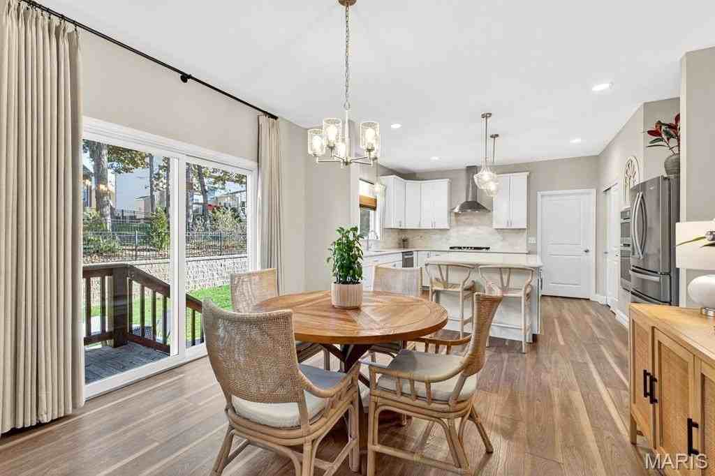 415 Filipp Ln - Photo 7 of 37