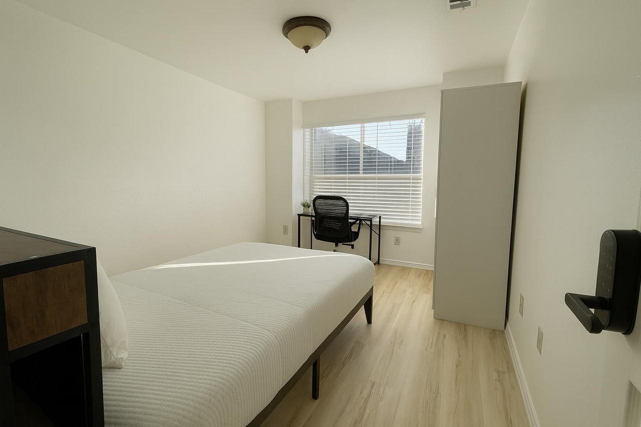 Milton Cv - Photo 4 of 10