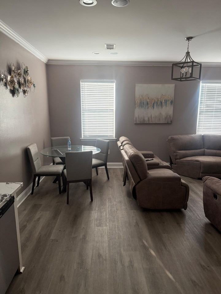 New Orleans St - Photo 4 of 7