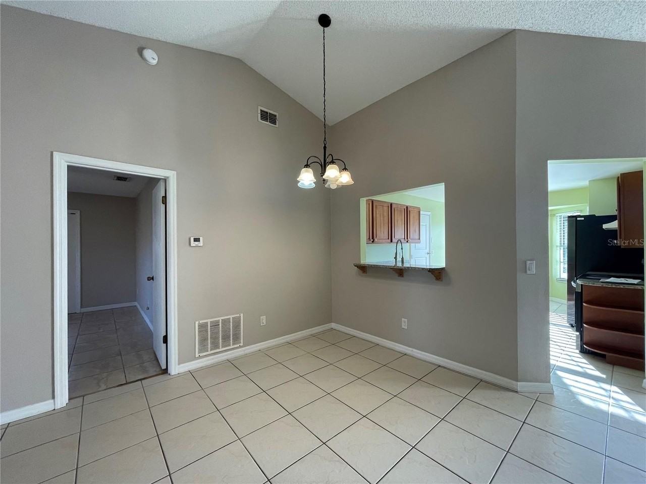 2229 Bridgewood Trl - Photo 5 of 21