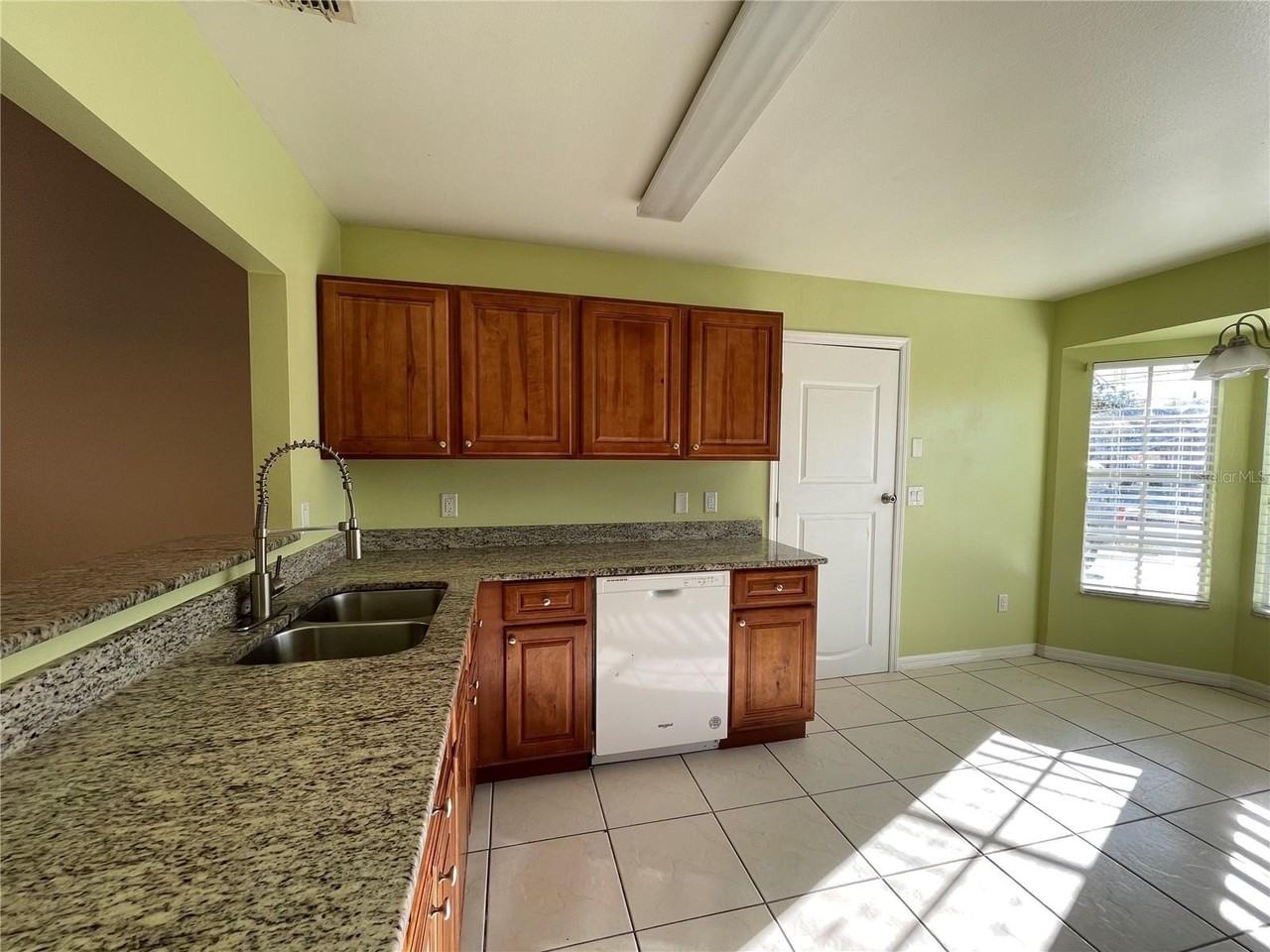 2229 Bridgewood Trl - Photo 6 of 21