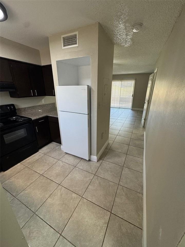 1191 Bentley Rd #3 - Photo 3 of 17