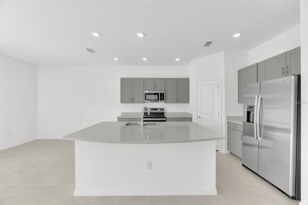 11947 Glenside Ter - Photo 6 of 27