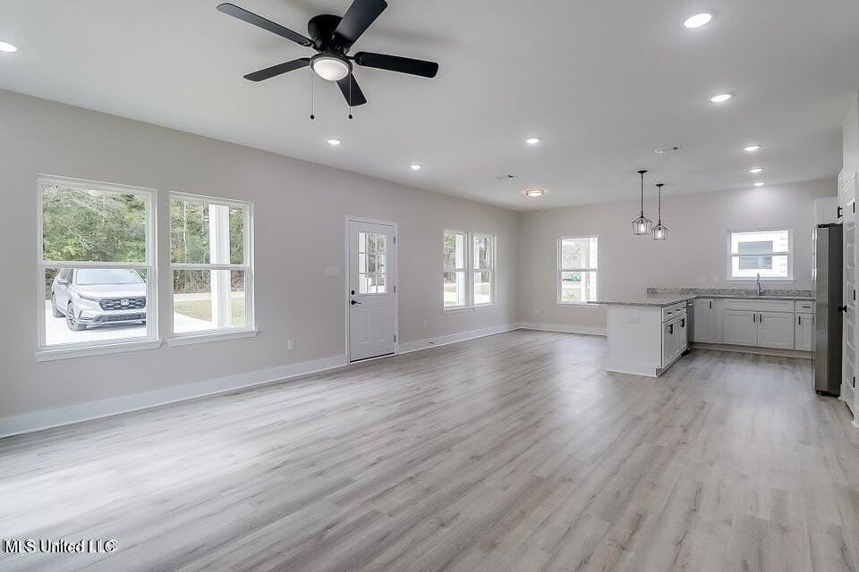 13498 Dee Ave - Photo 3 of 18