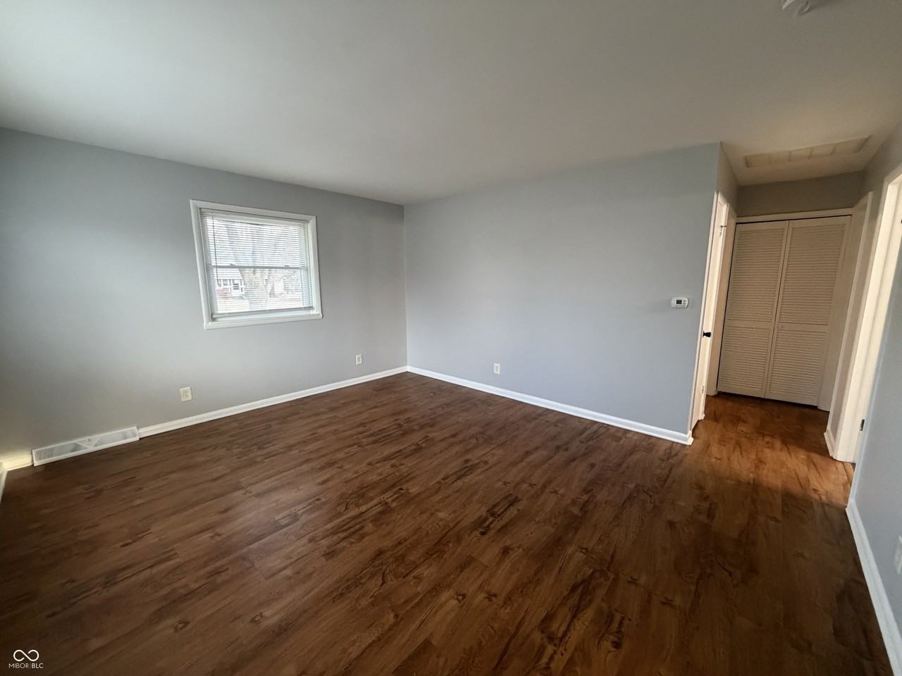 2789 E Hanna Ave - Photo 4 of 16