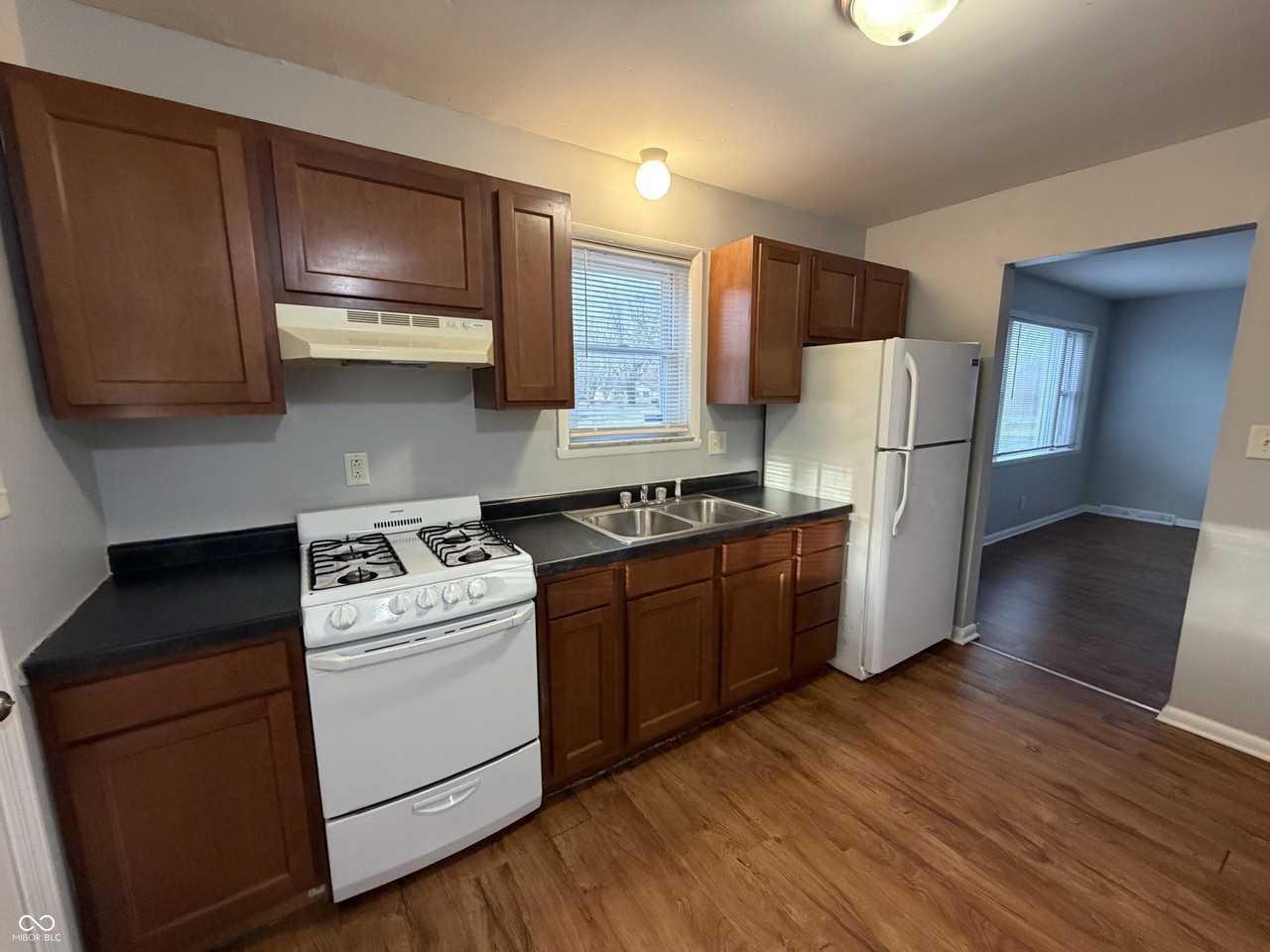 2789 E Hanna Ave - Photo 7 of 16