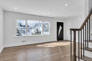 featured image of 11 Barbara Dr