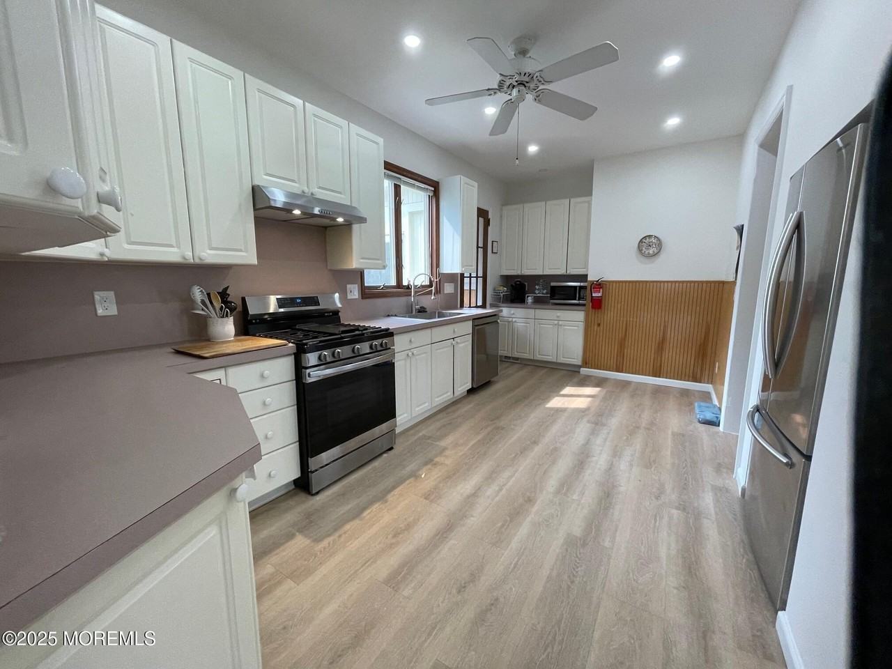 205 Euclid Ave - Photo 2 of 6