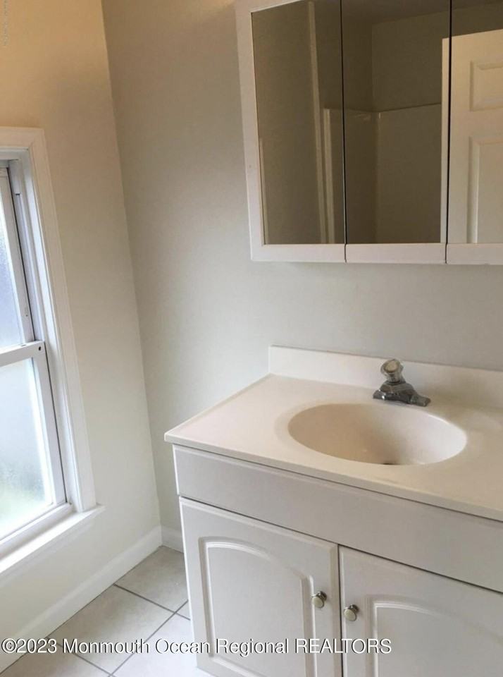 200 7th Ave Apt 3 - Photo 5 of 12