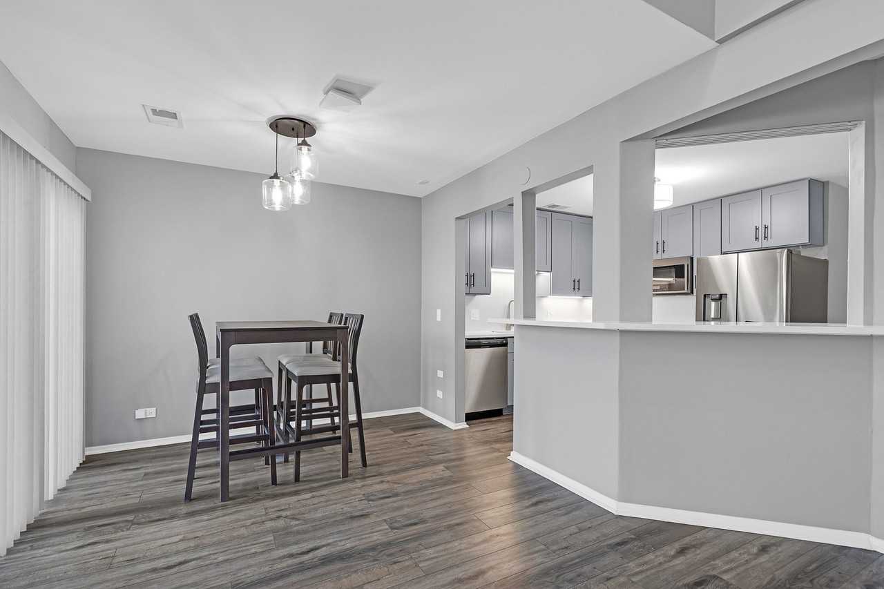 730 Hamilton Cir - Photo 4 of 26