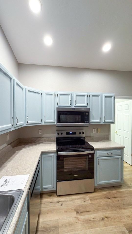 806 S Sunny Ln - Photo 2 of 12