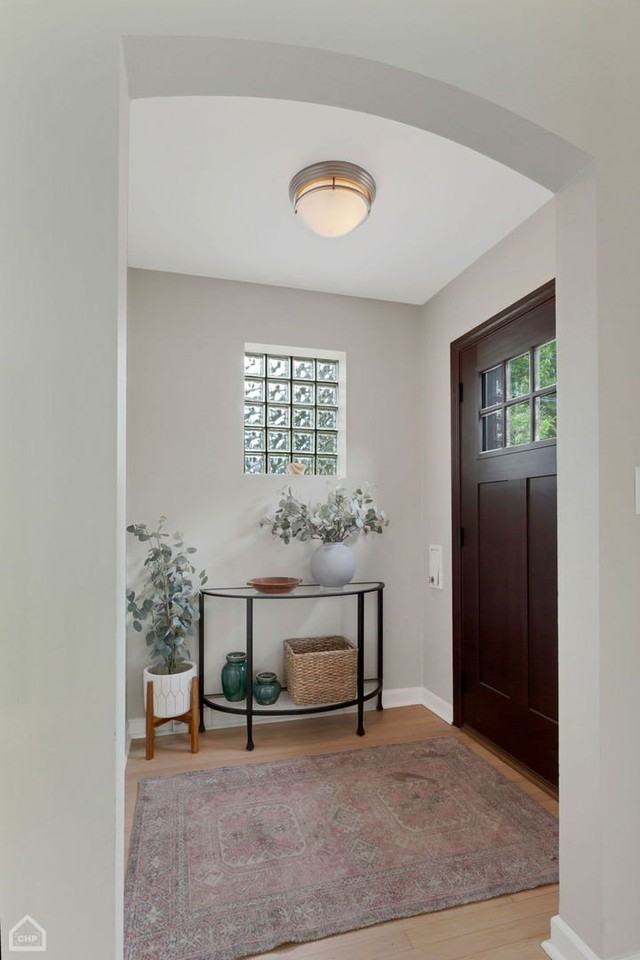 4550 W Thorndale Ave - Photo 2 of 19