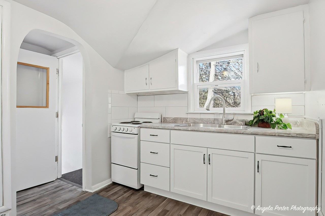 10219 W Illinois Ave Unit 2 - Photo 3 of 19