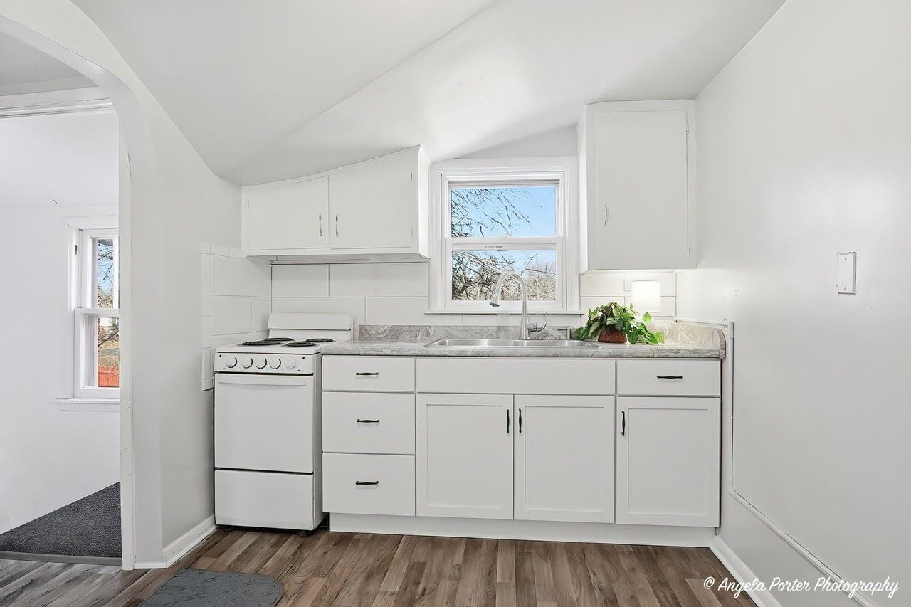 10219 W Illinois Ave Unit 2 - Photo 6 of 19