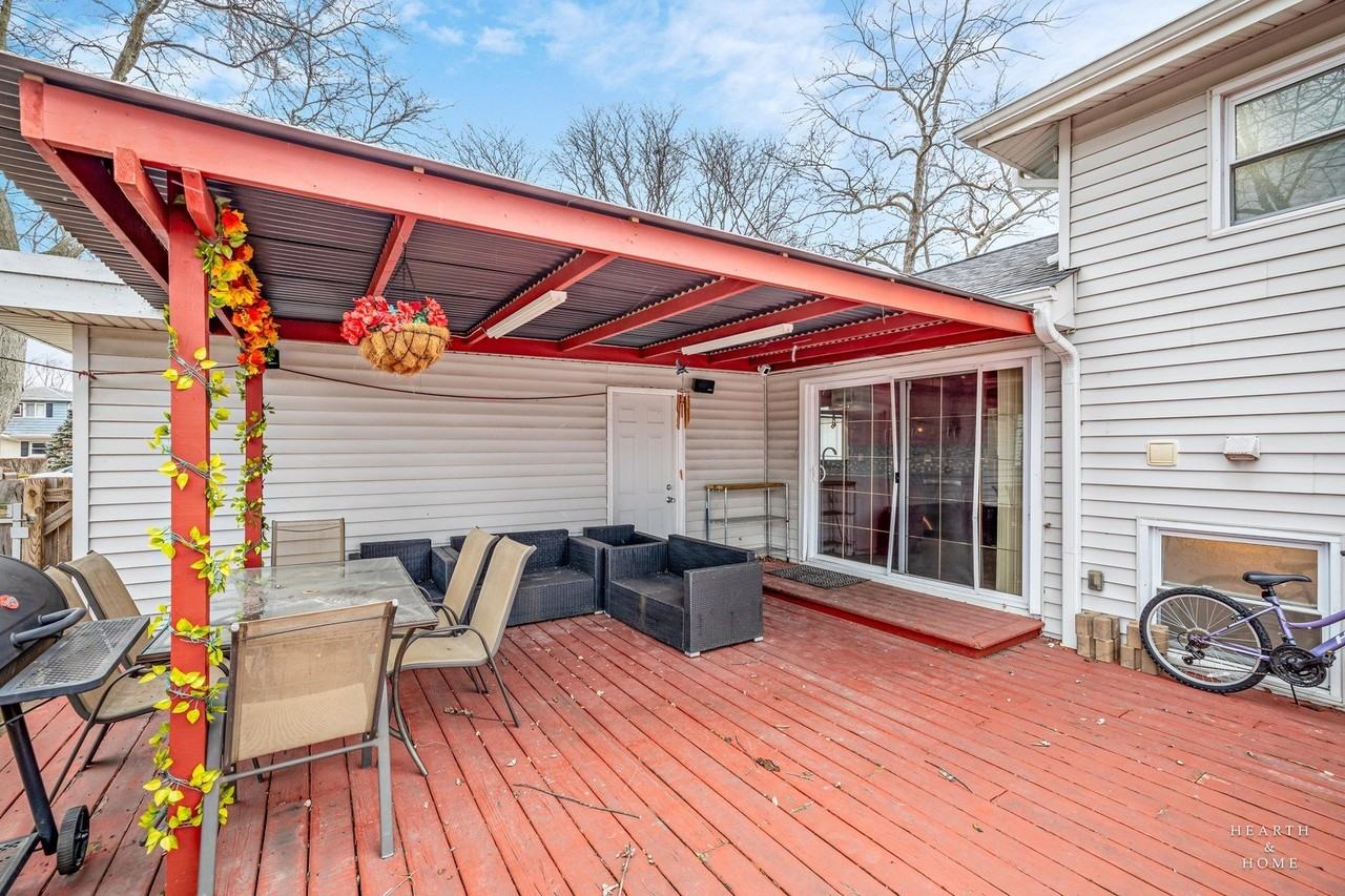 1923 E Pawnee Ln - Photo 5 of 33