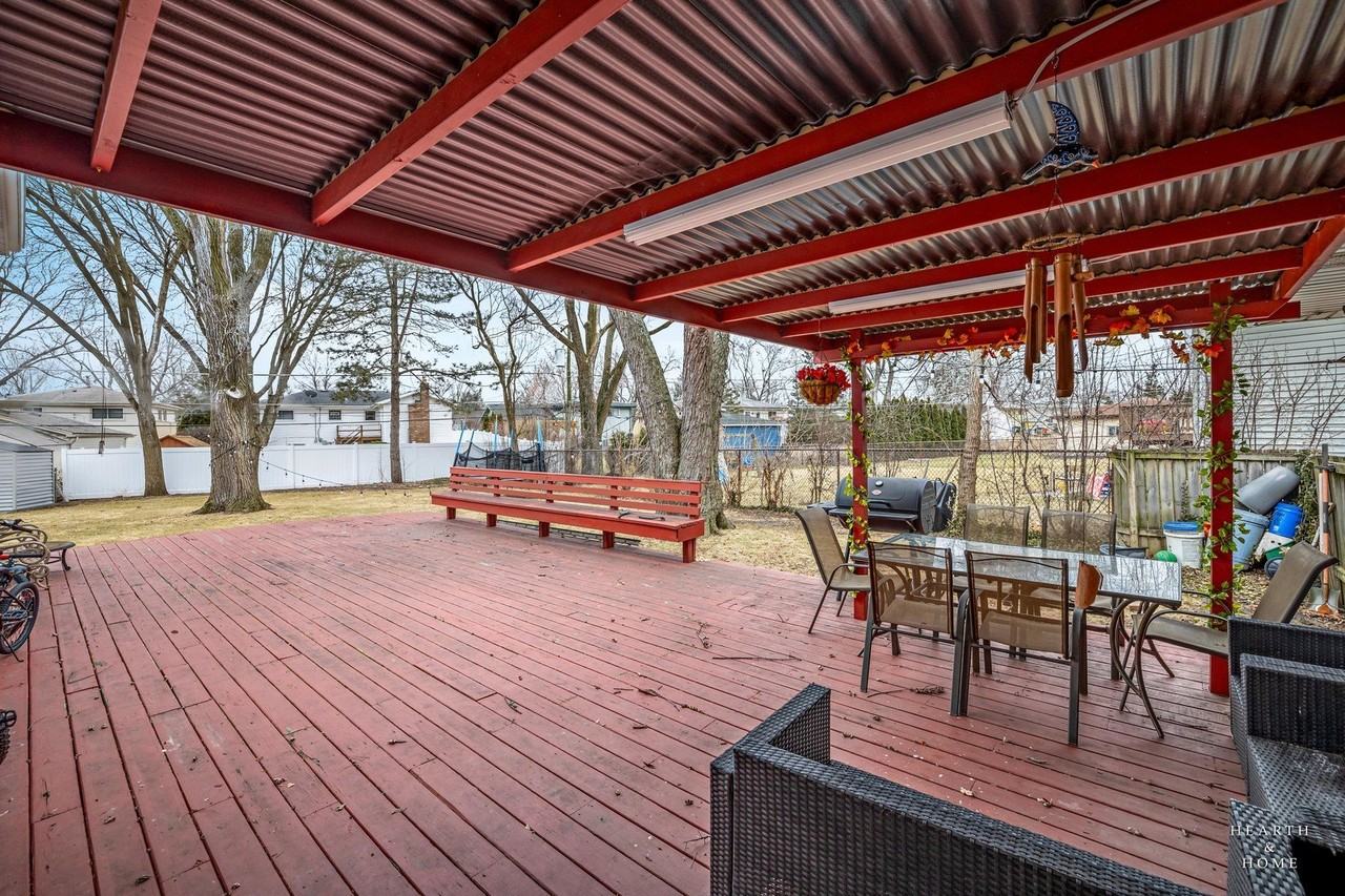 1923 E Pawnee Ln - Photo 6 of 33