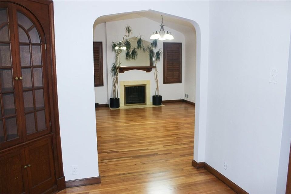 1603 E Parkway Ave - Photo 4 of 20