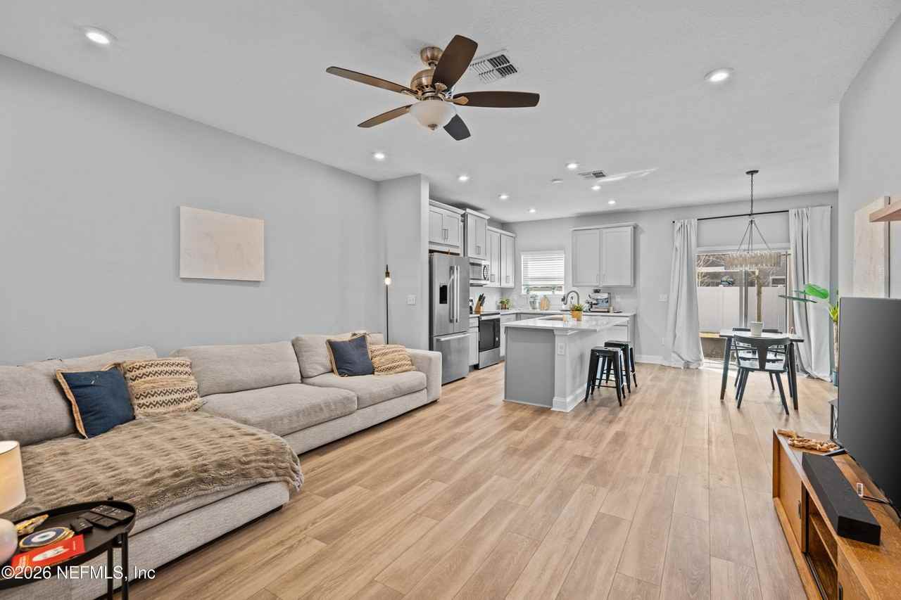 12050 Calvesta St - Photo 2 of 39