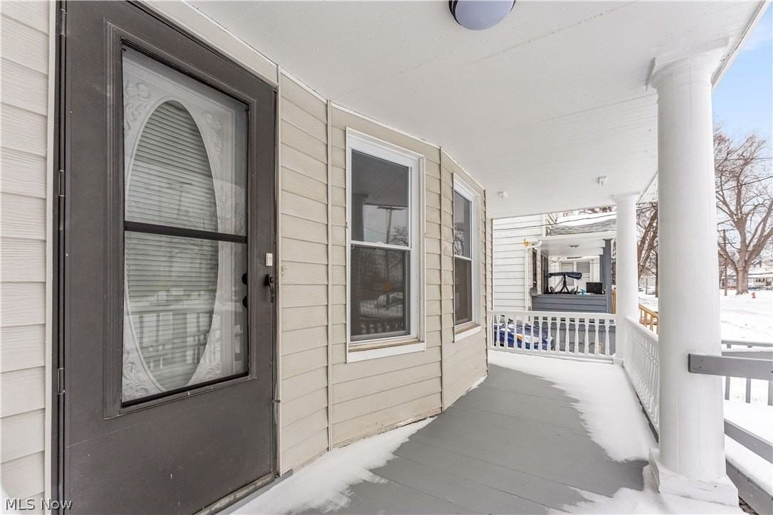 1501 Botany Ave - Photo 3 of 27