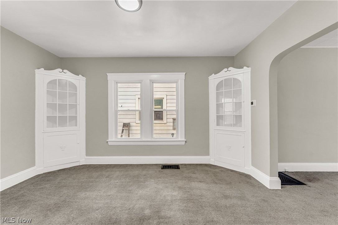 1501 Botany Ave - Photo 7 of 27