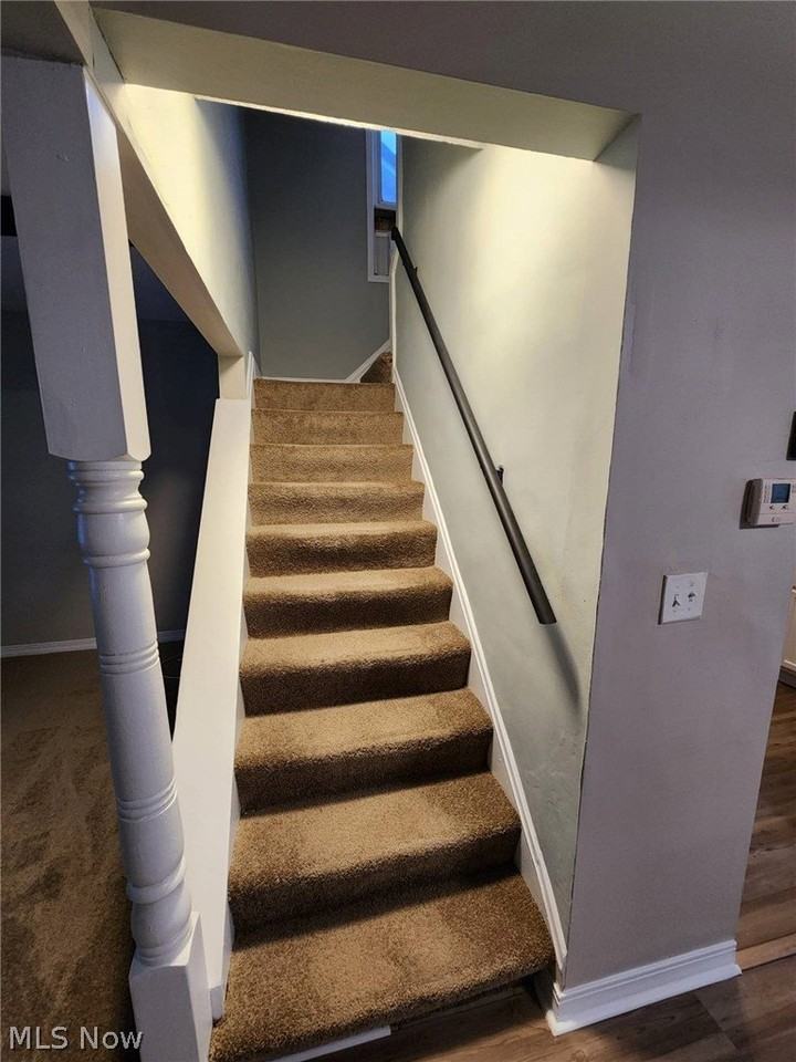 8230 Garfield Blvd - Photo 6 of 30