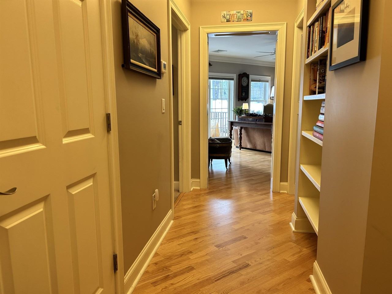 100 Shepards Cove Rd #H104 - Photo 5 of 32