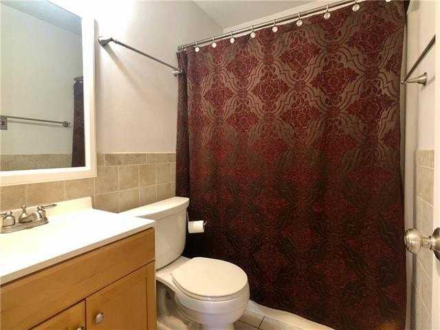 410 Parkview Blvd #410 - Photo 5 of 11