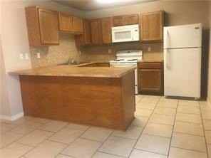 103 Tiger Dr - Photo 3 of 8