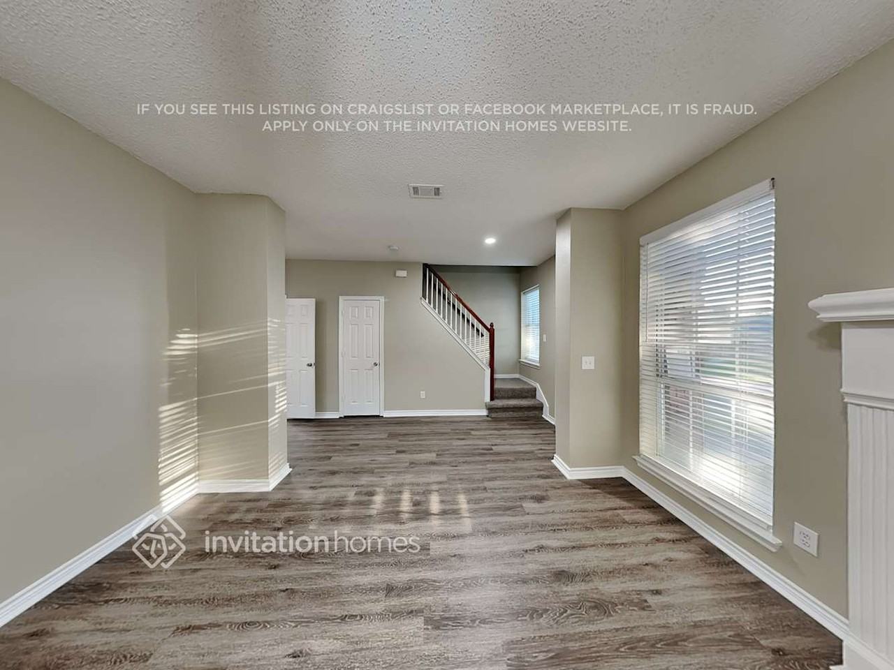 8200 Bay St - Photo 4 of 19