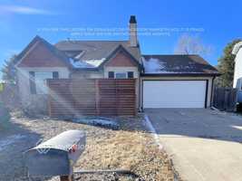 featured image of 17334 E Wagon Trail Pkwy