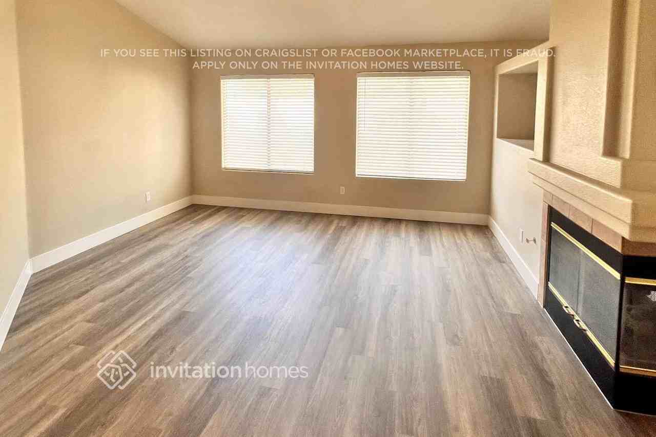 6280 Bruma Ave - Photo 2 of 16