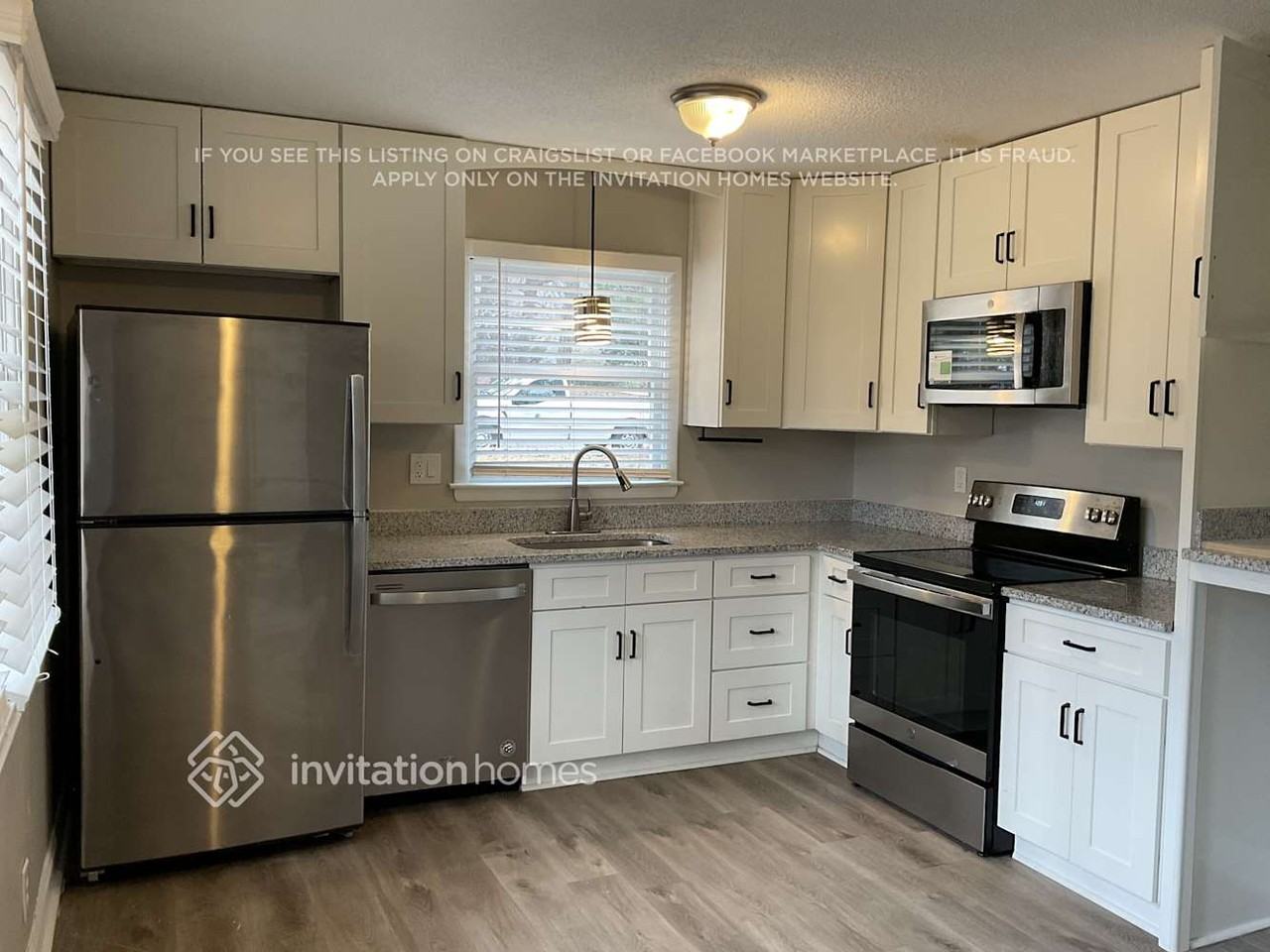 1700 Woodland Rd - Photo 4 of 11