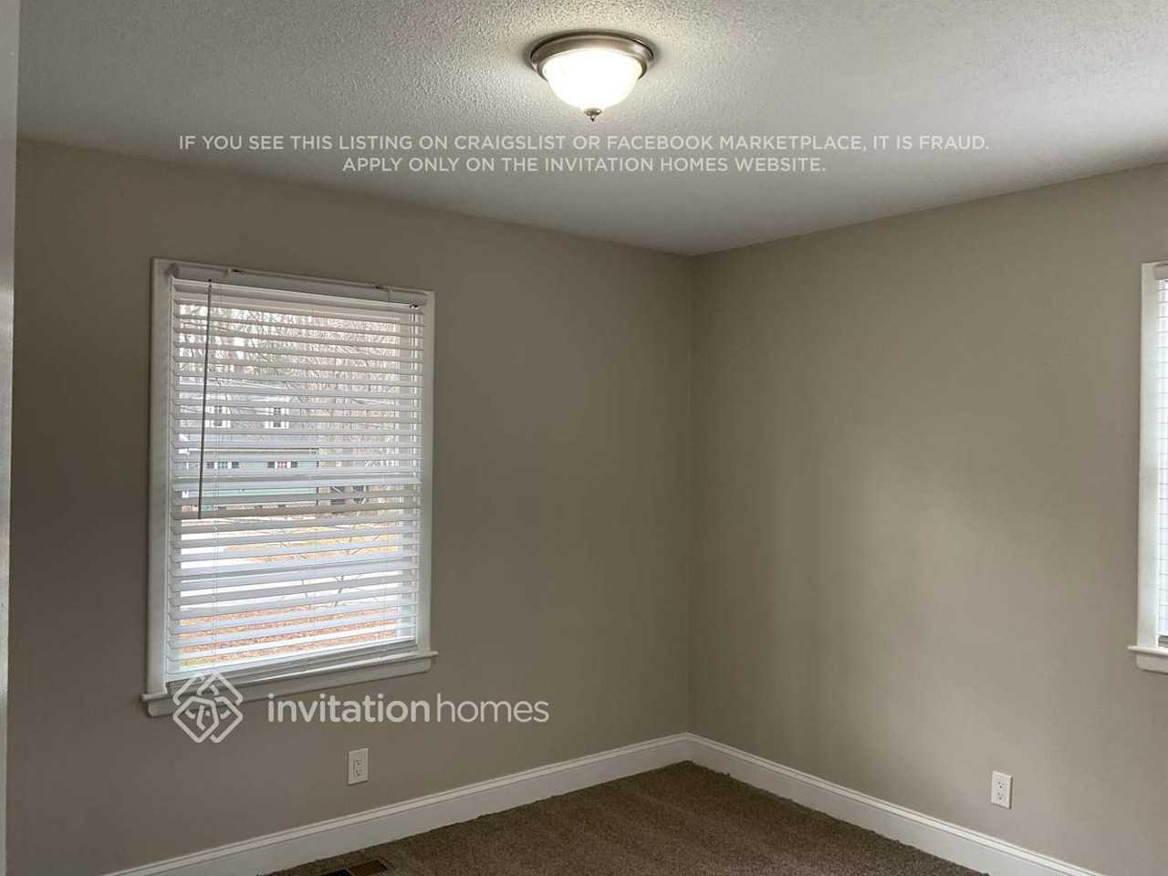 1700 Woodland Rd - Photo 6 of 11