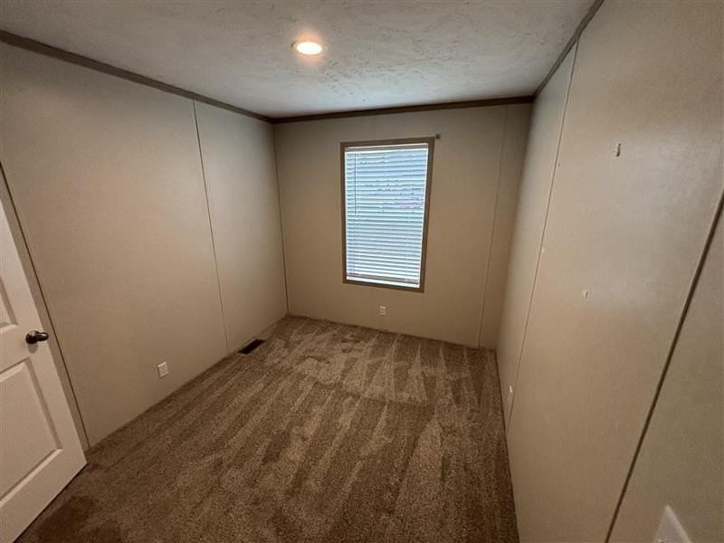 36 Grant St #GR36 - Photo 5 of 11