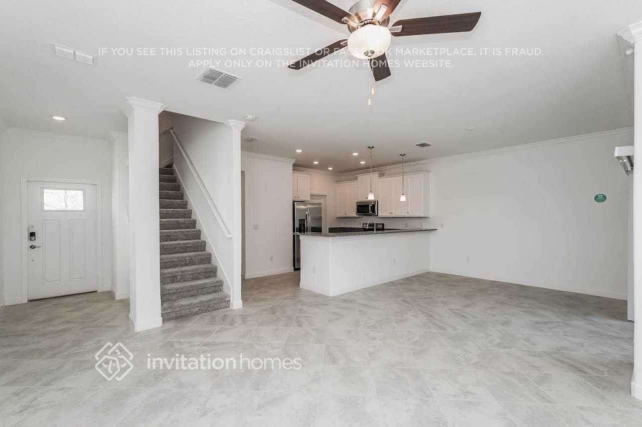 3086 Bryant Park Dr - Photo 6 of 25