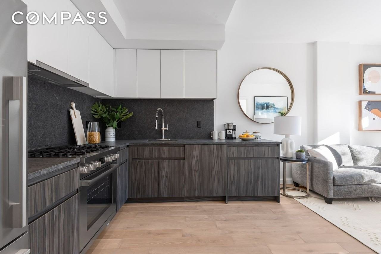 435 Tompkins Ave #206 - Photo 5 of 13