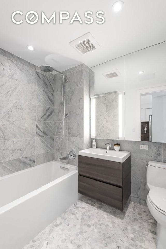 435 Tompkins Ave #206 - Photo 7 of 13