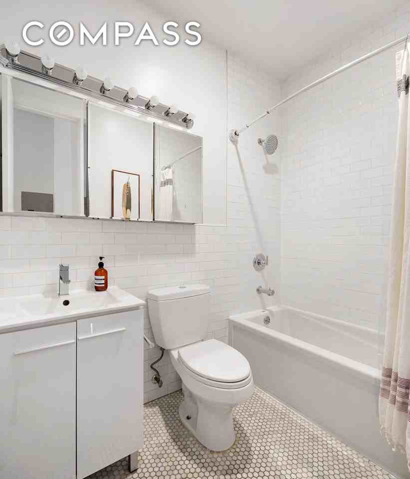 253 Wyckoff Ave #2 - Photo 7 of 7