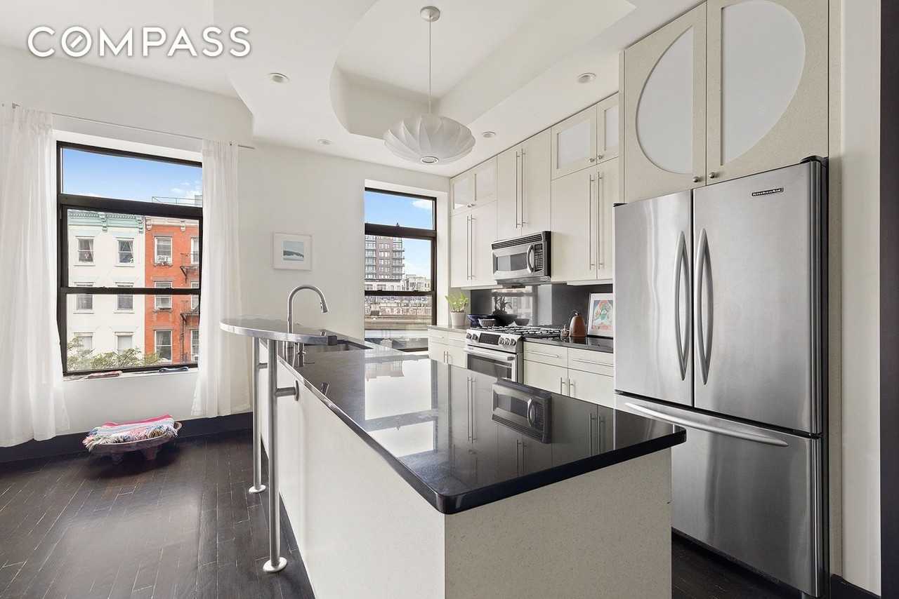 154 Broadway #3 - Photo 4 of 8