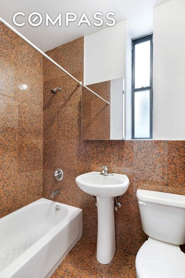 235 W 15th St #4D - Photo 4 of 4