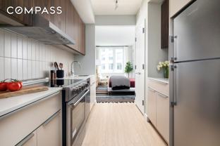 3077 Vernon Blvd #535W - Photo 1 of 1